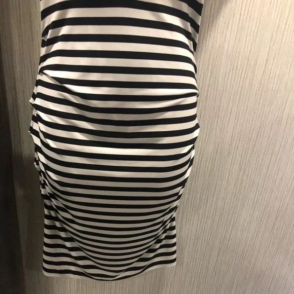 🎉HP🎉❤️🔥Vince Camuto-Midi Short Sleeve Dress Measurements in Description❤️🔥 - Picture 6 of 15